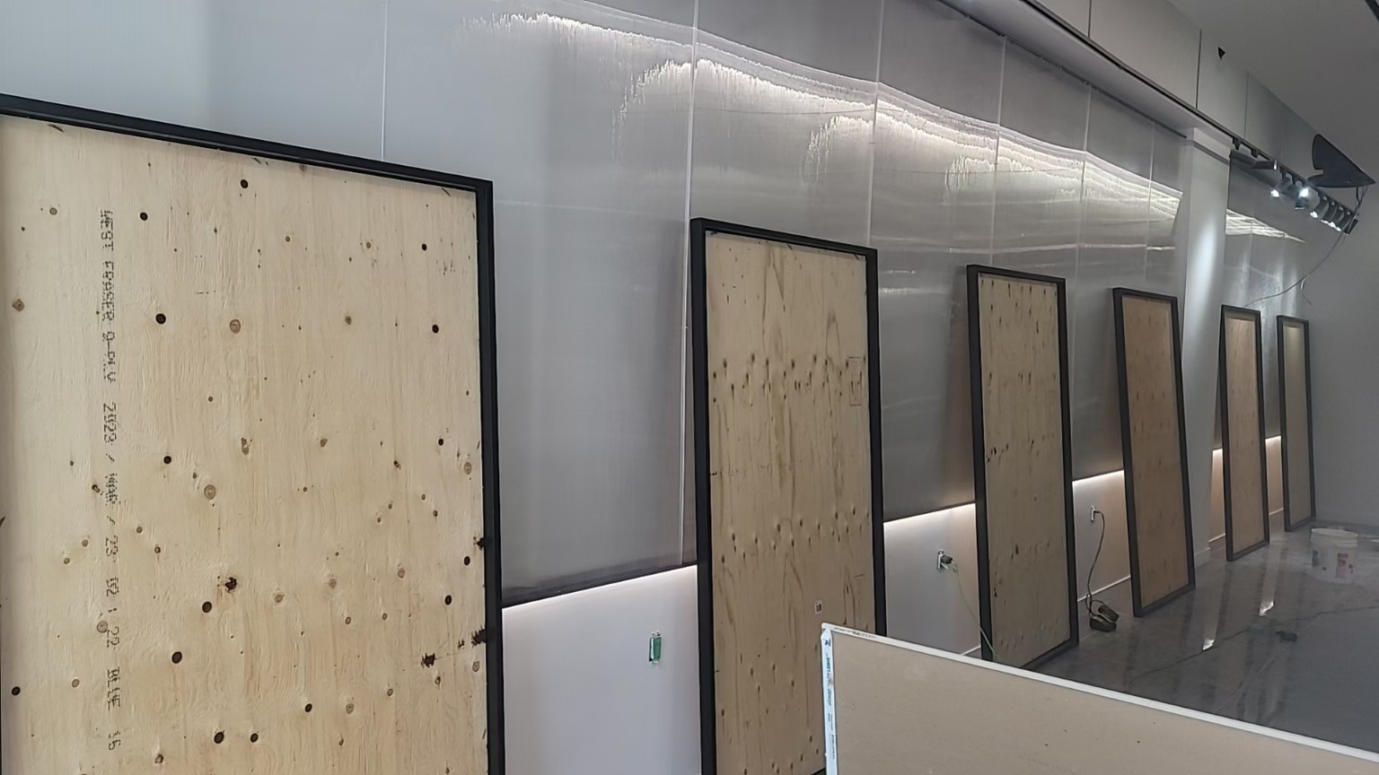 Reborn X Hair Salon construction progress at 5233 Yonge Street - view 11