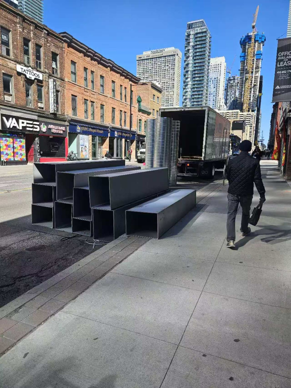 577 Yonge Street Unit 2A restaurant transformation - stage 2